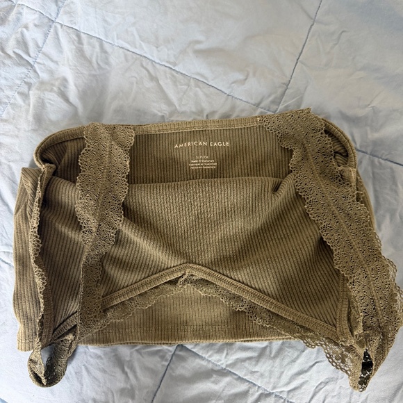 American Eagle Green Crop Top Tank Top - Size Small - Lace Straps - Picture 2 of 3